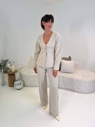 Kamil Long Sleeved Fitted Blazer - Silver Lining