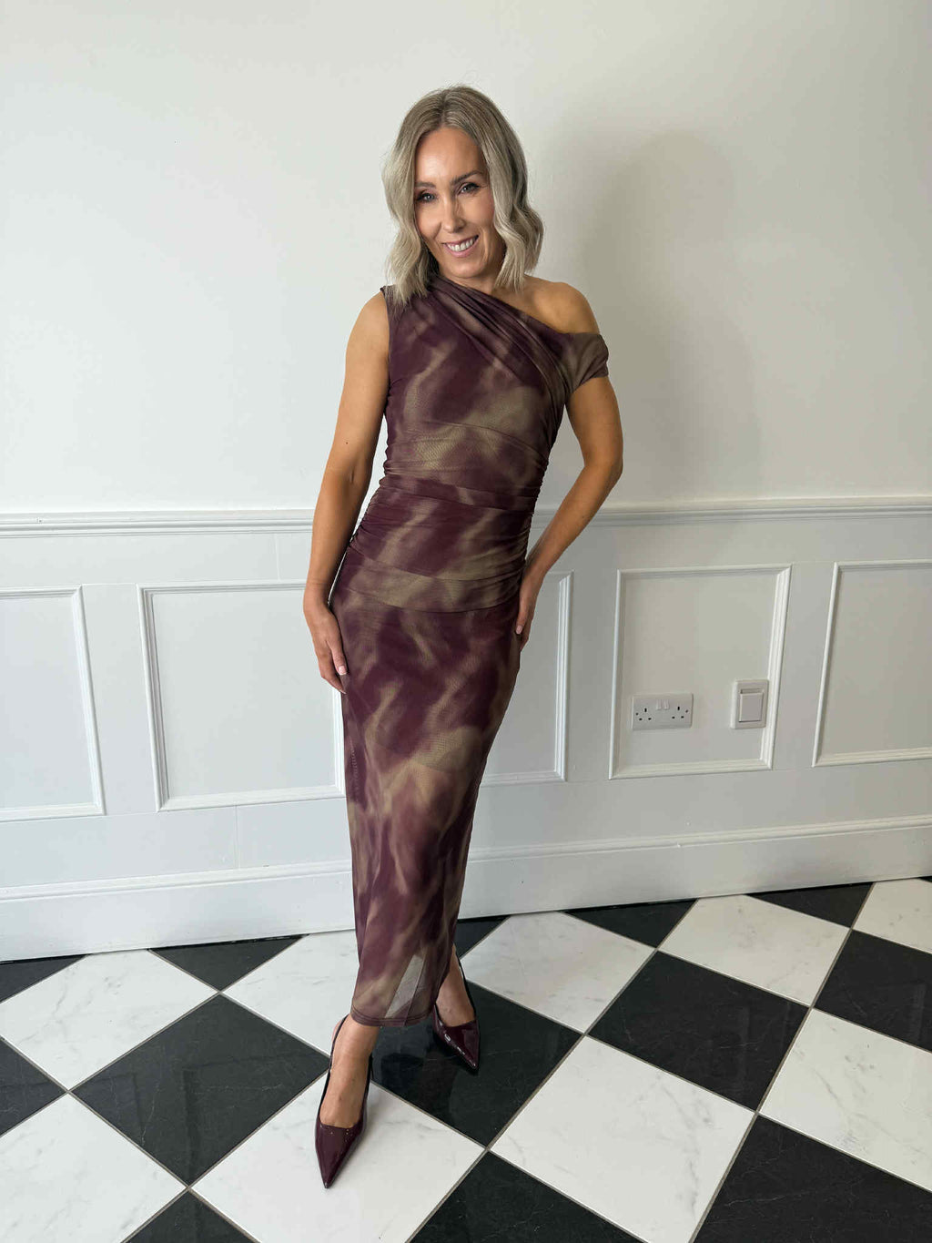 Eliana Sleeveless Mesh Dress - Burgundy/Khaki