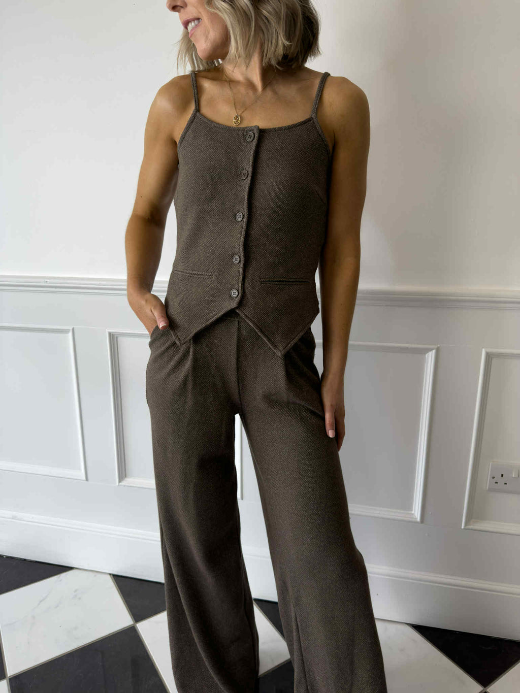 Pepper Strap Vest - Morel