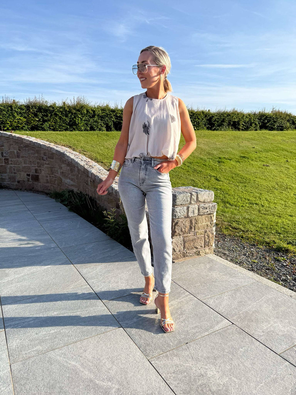 Ario Sleeveless Abstract Top