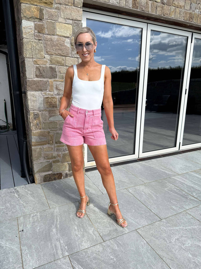 Devi Shorts - Pink