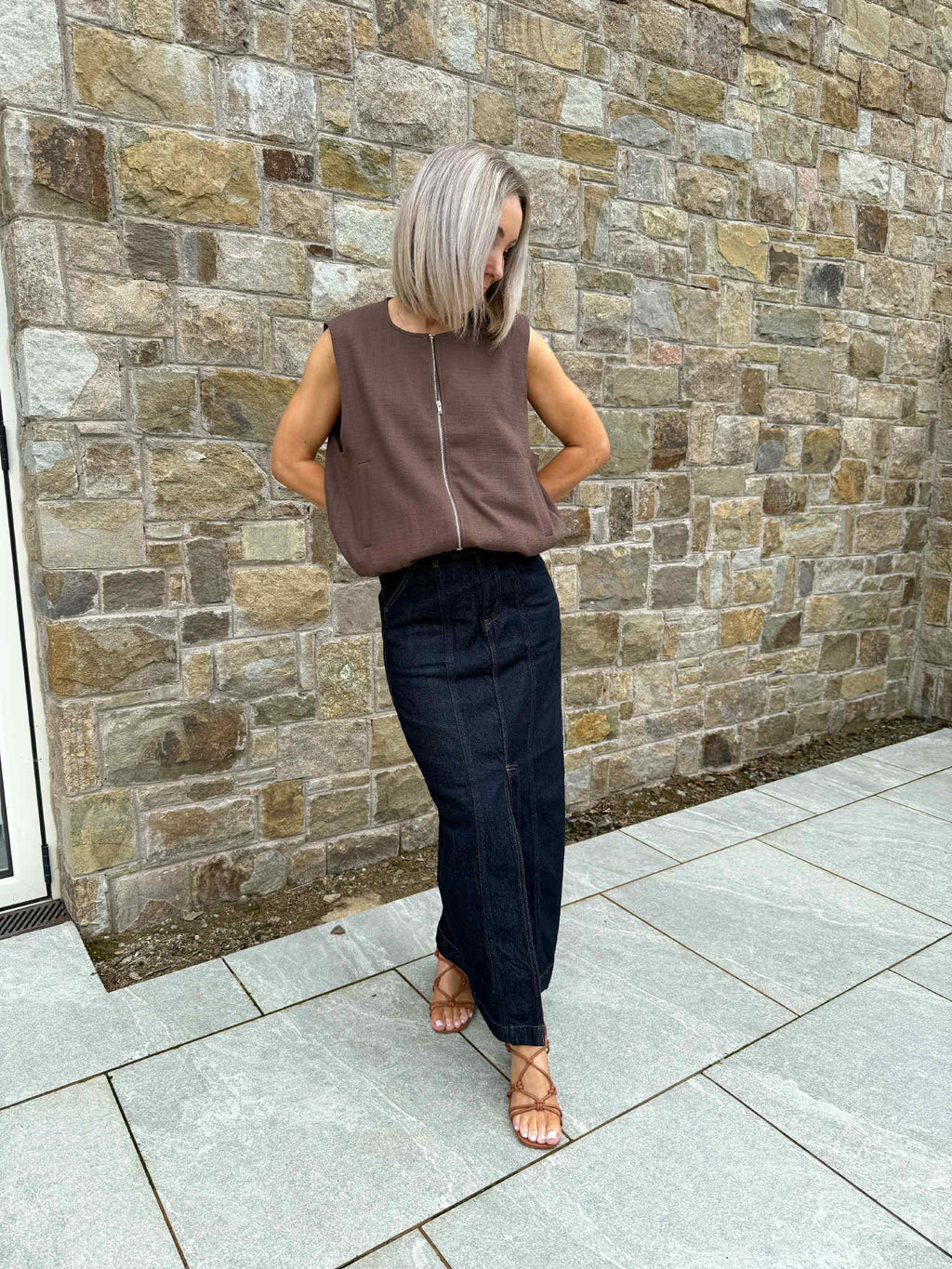 Faleah Vest - Chocolate