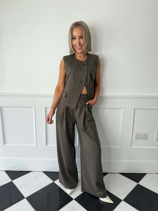 Lottie Wide Leg Trousers - Brown Pinstripe