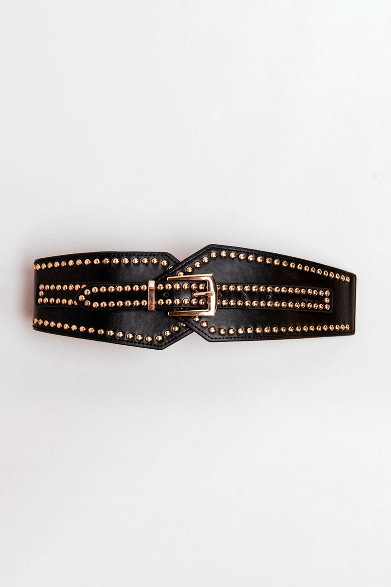 Elasticated belt with metal buckle.