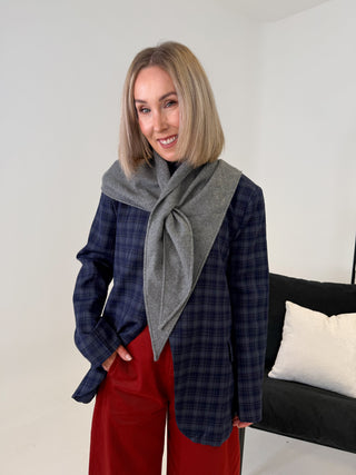 Ary Triangle Scarf - Dark Grey Melange