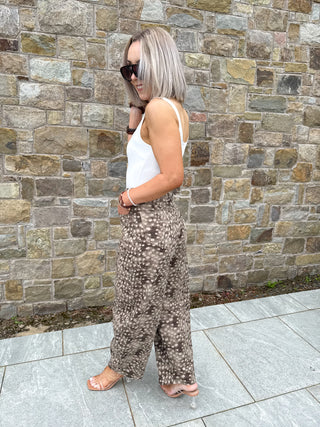 Ezra Barrel Leg Jeans - Bambi