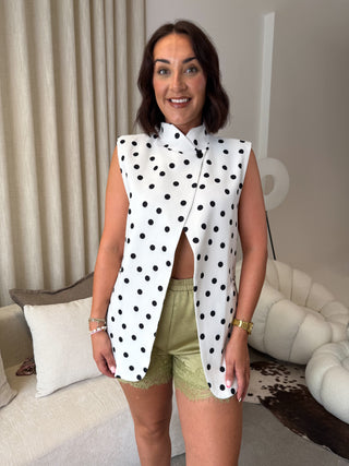 Lana Sleeveless Funnel Neck Blazer - White/Black Polka