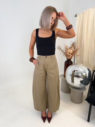 Zoe Barrel Leg Chino - Tan