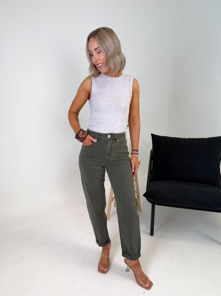 Bevin Mom Jeans - Olive