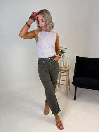 Bevin Mom Jeans - Olive