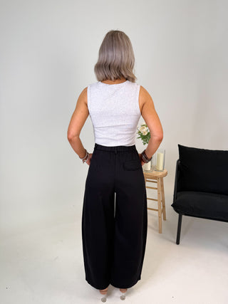Zoe Barrel Leg Chino - Black