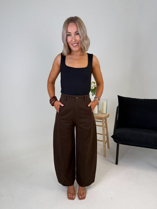 Zoe Barrel Leg Chino - Brown