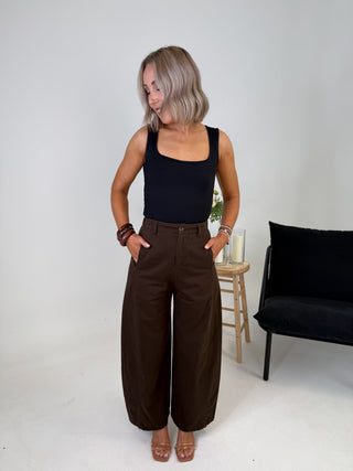 Zoe Barrel Leg Chino - Brown