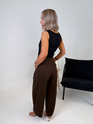 Zoe Barrel Leg Chino - Brown