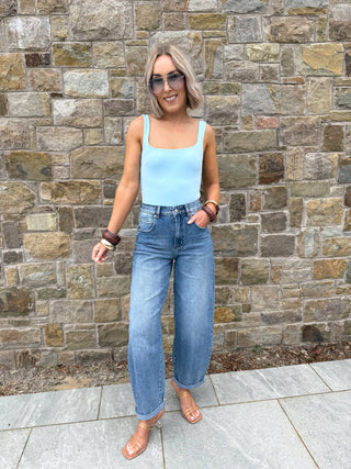 Freya Balloon Jeans - Distressed Blue