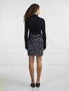 - Sequin mini skirt   - Elasticated high waist   - Velvet fabric with sequins  - Slim fit