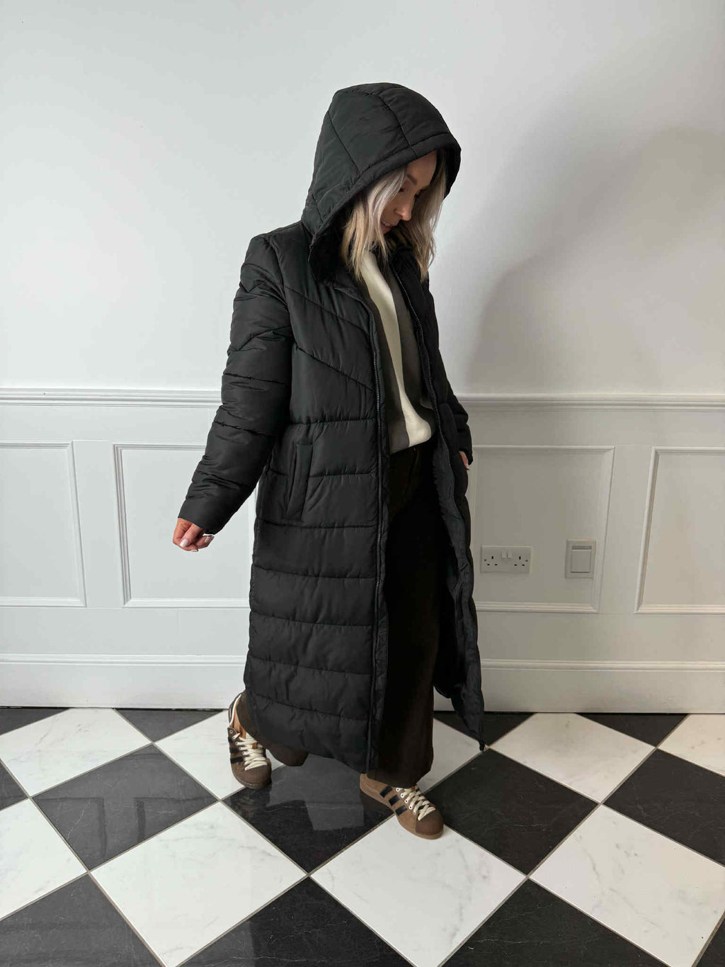 Dalcon Long Puffer Coat - Black