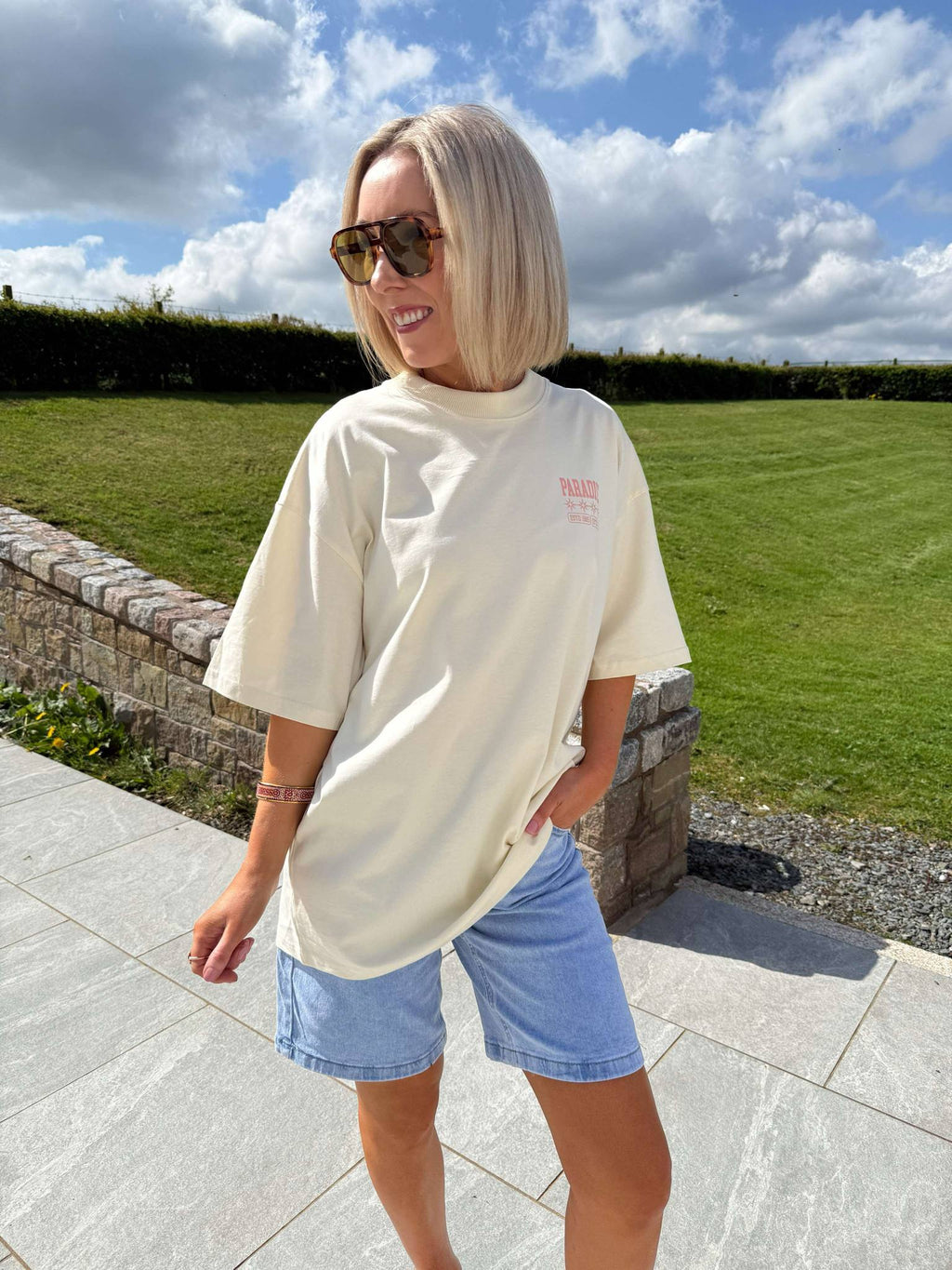 Paradise Apple Oversized T-Shirt - Lemon