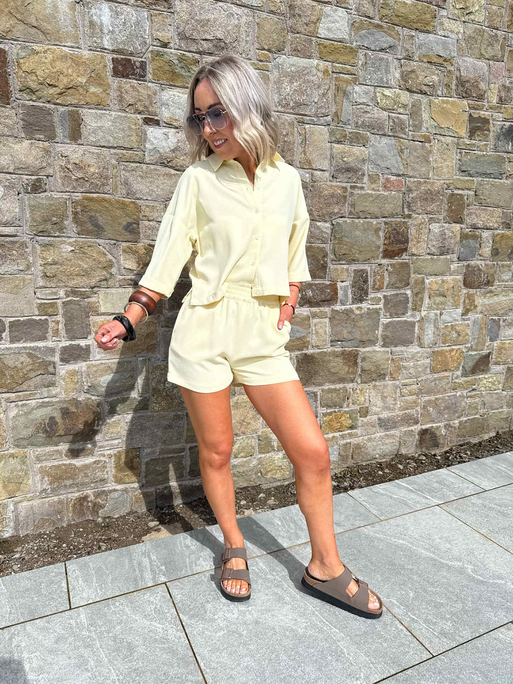 Thea Shorts - Yellow