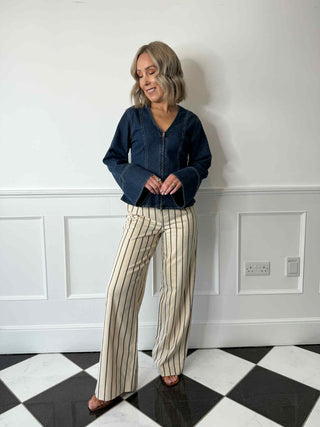 Flora Fitted Denim Jacket - Medium Blue