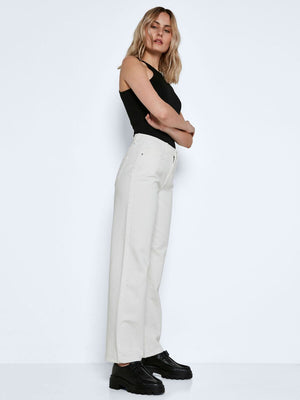Noisy May Amanda Wide Leg Mid Rise Jeans in Bright White.