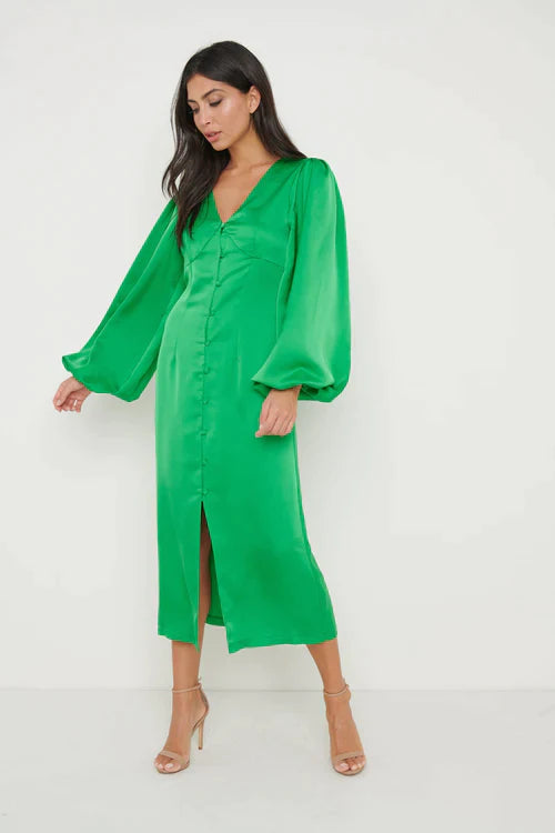 Midaxi Length Balloon Sleeves Buttoned down front Middle slit Under bust seam detail   Composition  60% Recycled Polyester 40% Polyester