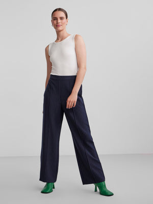  High waist  - Concealed side zip  - Slashed side pockets  - Centre press folds  - Pinstripe design  - Wide leg fit