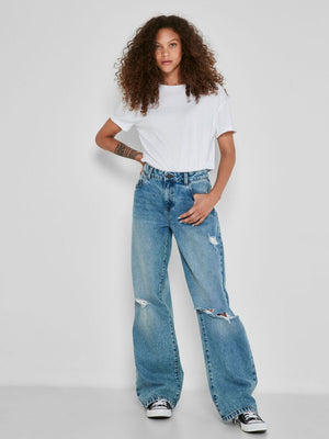 - Normal waist  - Straight wide leg  - Belt loops at waist  - Zipper and single button fastening at front  - Five pockets  - Distressed details  - Non-stretchy cotton material  - Relaxed fit  Nicole is 168 cm tall and wears a size 25/32